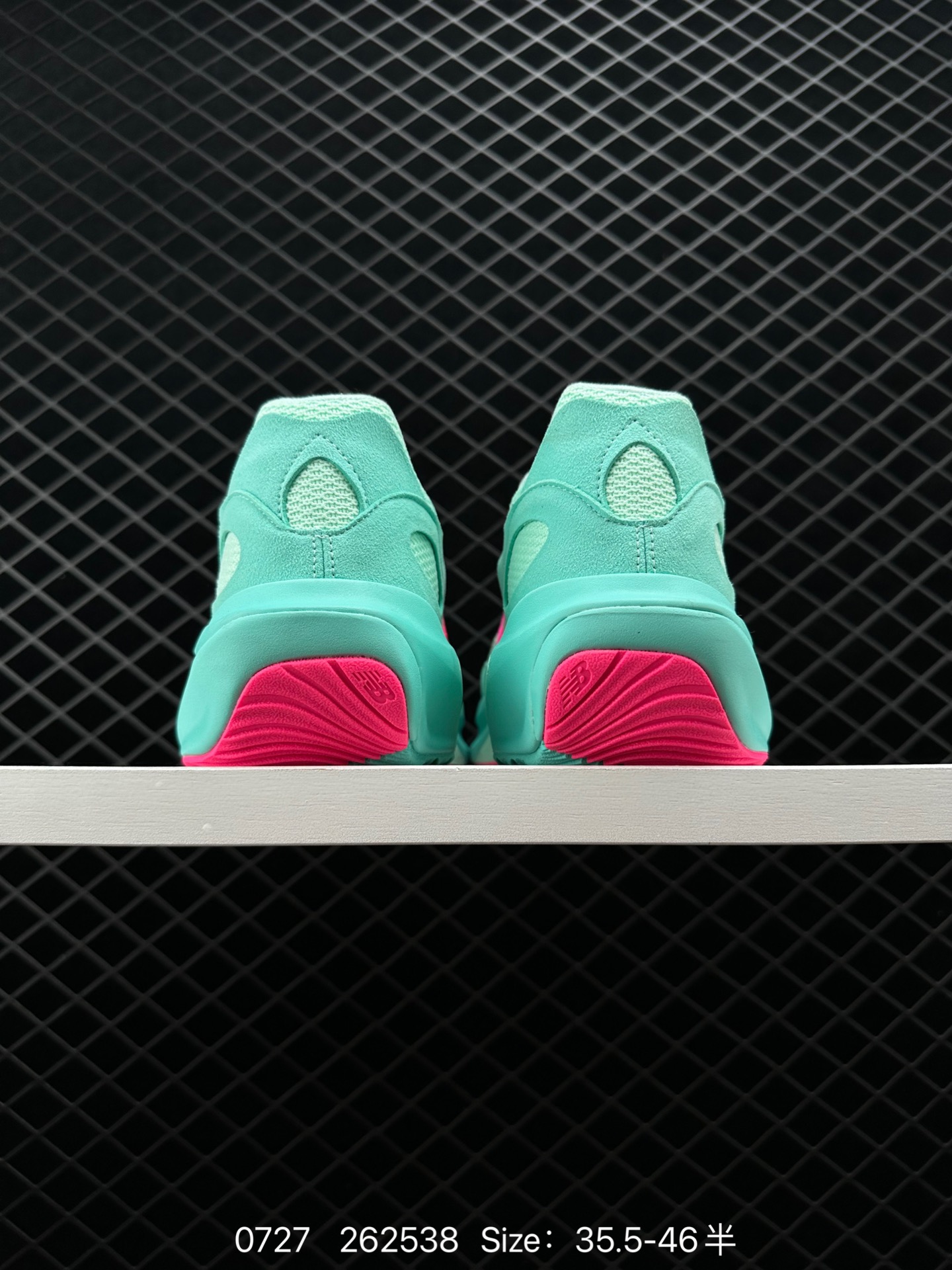 New Balance Warped Runner